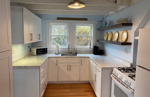 Ocean Bluff-Brant Rock House | 2-minute walk to private beach - Sunrise Beach House Marshfield!