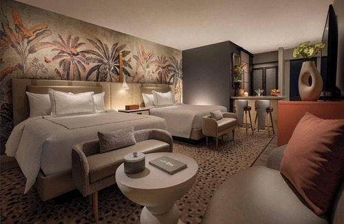 Kahului Hotel | 2 Pet-friendly Units with Stunning Ocean Views, Outdoor Pool!