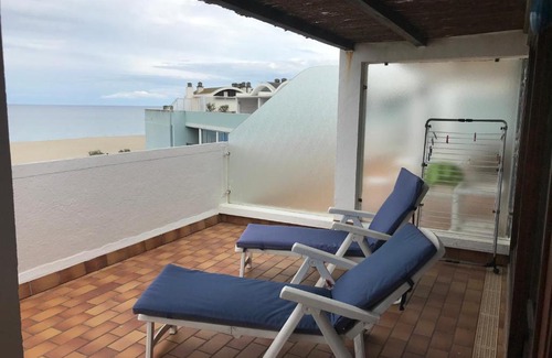 Saint-Cyprien Plage Apartment | 2 PIECES FRONT DE MER DERNIER ETAGE 40 m2