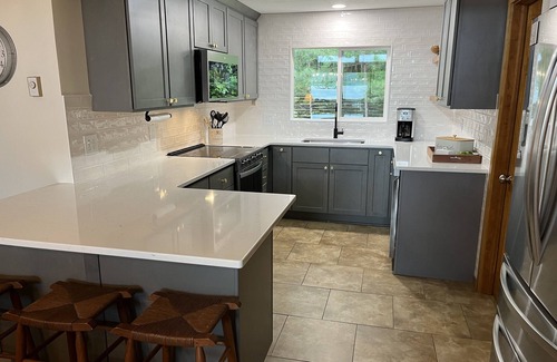 Emily Cabin | 2 Quaint cabins, clear, gradual swimming beach, dog ok, on Goodrich Lake.