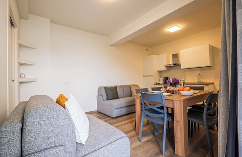 Cannero Riviera Apartment | 2-room corner apartment with terrace and two bathrooms