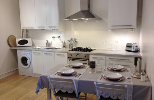 Maisons-Alfort Apartment | 2 rooms on beautiful garden