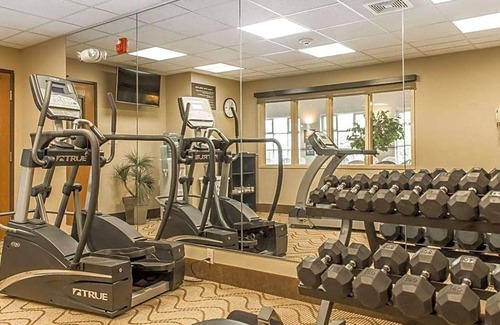 Polaris Hotel | 2-Star Hotel ∙ Comfort Inn North/Polaris