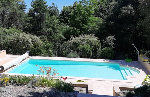 Sarlat-la-Caneda Cottage | 2 steps from the historic center, pleasant, quiet gite with beautiful saltwater swimming pool