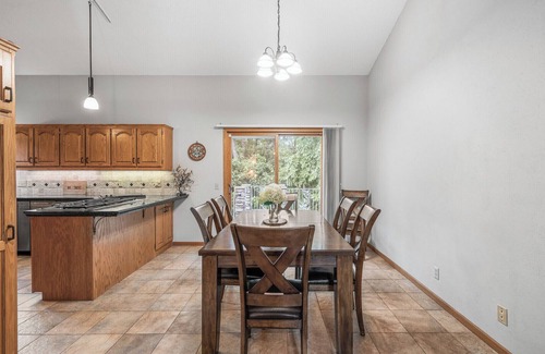 Andover House | 2 Story House with Gas Fireplace + Garage Parking