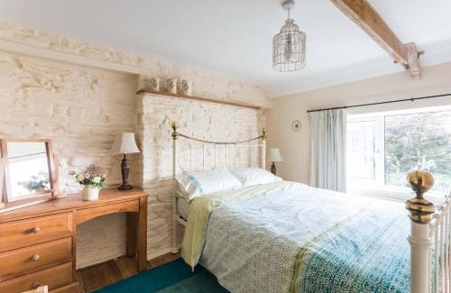 Pontardawe House | 2 Tan Yr Eglwys