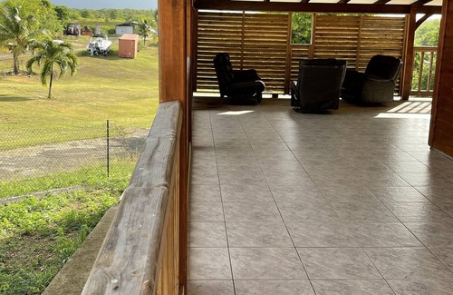 Marie-Galante House | 200 m from the beach traditional wooden house Pleasant house for four people