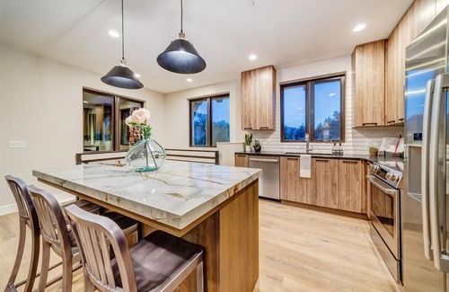 Zion National Park South Entrance Villa | 210 LaFave-Luxury Villa at Zion: The Subway