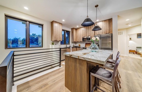 Zion National Park South Entrance Villa | 210 LaFave-Luxury Villa at Zion: The Subway