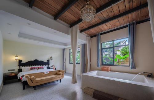 Jinghong Hotel | 22 Garden House