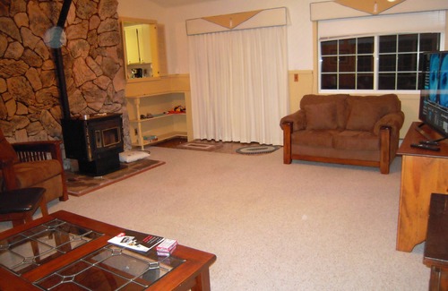 Winchester Bay House | 2200 Sq. Ft. Winchester Bay Home, 1 level