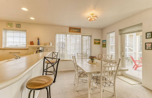 Westport Condo | 221 Don't Worry, Be Happy ~ Spacious Ocean View Condo