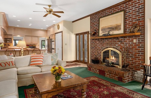 Stevensville House | 240' Private Beachfront @Kent Island Love Point - Great for Large Groups