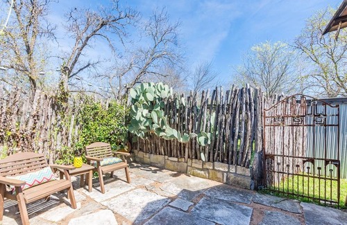 Fredericksburg Cottage | 25 m² Cottage ∙ 1 bedroom ∙ 2 guests