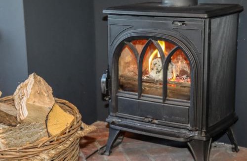 Llangollen House | 25 Maes Collen