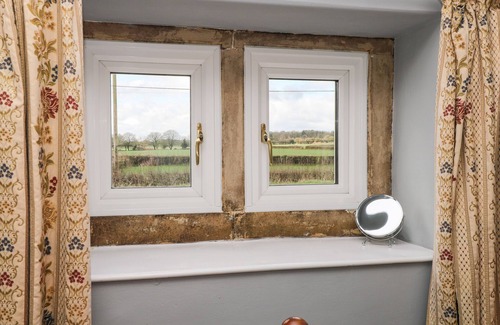 Cranmore House | 26 TANSEY, pet friendly, character holiday cottage in Shepton Mallet