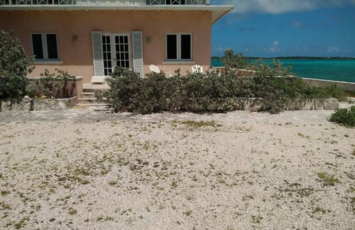 George Town Apartment | ~$288. #C, REGATTA POINT, private cay, Exuma