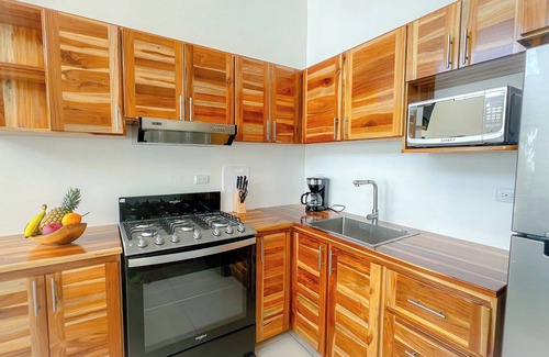 Uvita House | 2bdr Home in Uvita OROPENDOLA | Private Pool | Sea View