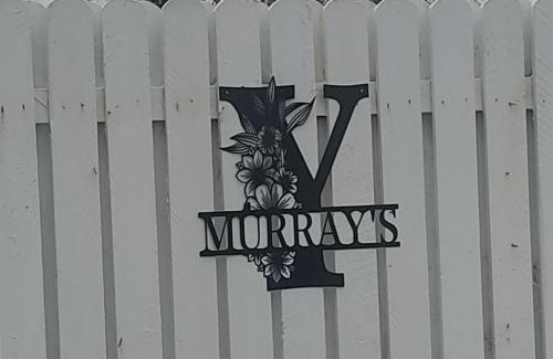 Listowel House | 2Bed Cottage Sleeps 6 River Walks Garden Parking