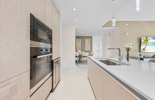 Florida North Atlantic Coast Condo | 2BR 2BA w/ocean views in Luxury Resort Amrit.