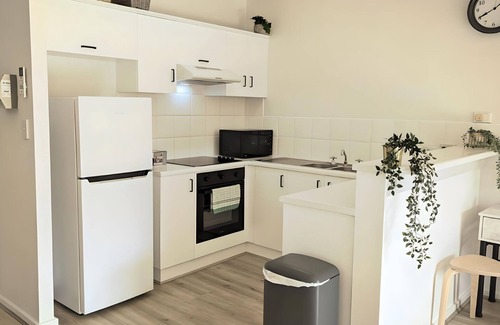 Adelaide Central Business District Apartment | 2BR Apartment on Carrington with Car Parking