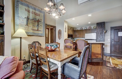 Edwards Condo | 2BR Condo in Arrowhead Village - 5 Minute Walk to Chairlift, Mountain Views! by RedAwning