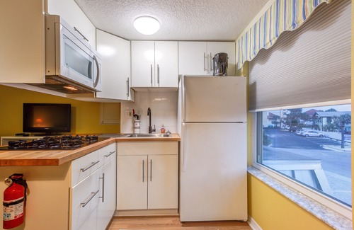 Boardwalk Apartment | 2BR Direct Beach Ocean Front. Walk to Flagler!