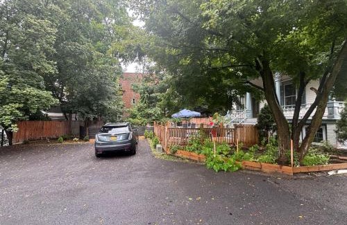 Poughkeepsie Apartment | 2Br Private Victorian Apartment in City location on half acre Sleeps 5