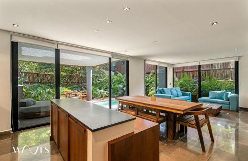 Playa Paraiso Apartment | 2BR wPrivate Pool - Steps away from the Beach