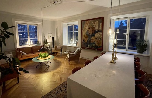 Vasastan Apartment | 2IN1 perfect for 2 COUPLES or a big family. Safe area close to nature and center