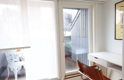 Etu-Toolo Apartment | 2ndhomes Unique Studio w Sauna & Balcony