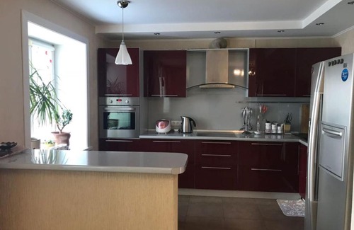 Yuzhno-Sakhalinsk Apartment | 3-х комнатные апартаменты