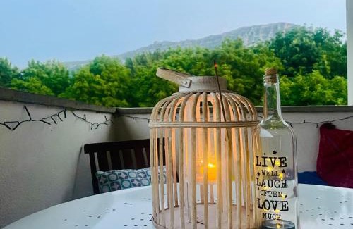 Arruazu Ski Chalet | 3-Bed Artist Chalet near San Sebastian Sleeps 6