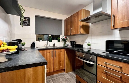 Welford House | 3 bed cosy home parking & wi-fi