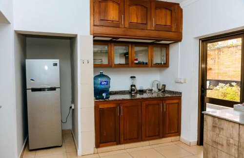Kigali House | 3-Bed Home Sleeps 6 with Free Parking