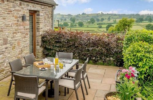 Llanfihangel Tal-y-llyn House | 3 Bed in Brecon 88249