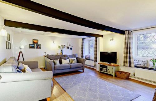 Weybourne House | 3 bed in Weybourne 90943