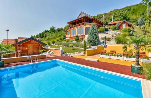 Novi Marof House | 3 bedroom accommodation in Novi Marof