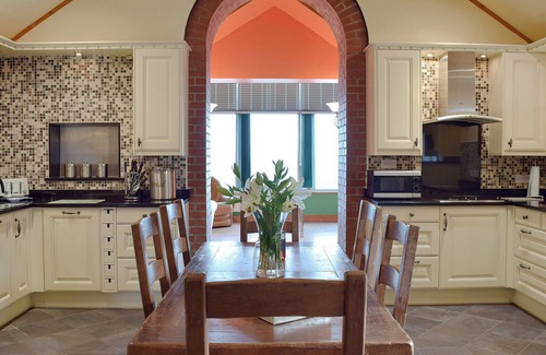 Llanybri Cottage | 3 bedroom accommodation in Cwmbach, near Whitland