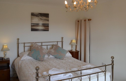 Lochinver Cottage | 3 bedroom accommodation in Lochinver, near Baddidarach