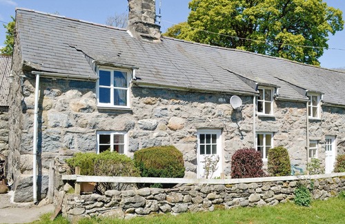 Cwmtirmynach Cottage | 3 bedroom accommodation in Bala