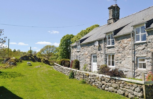 Cwmtirmynach Cottage | 3 bedroom accommodation in Bala