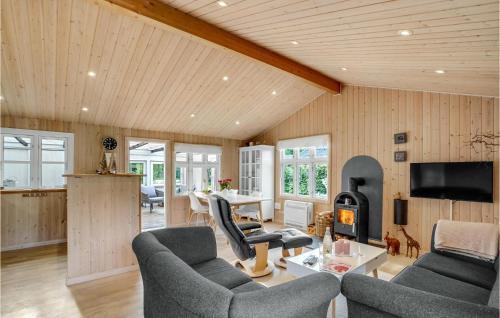 Hojslev House | 3 Bedroom Amazing Home In Højslev