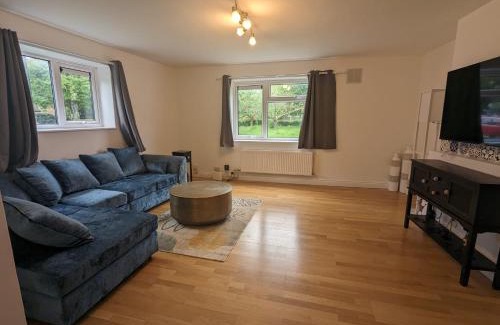 Trumpington Apartment | 3 Bedroom apartment