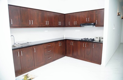 Pamankada West House | 3 Bedroom Apartment in Colombo 06 - Near Shops, Dining & Attractions