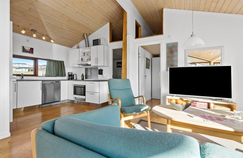 Ronde House | 3 bedroom awesome home in Rønde