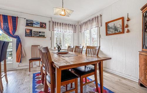 Stollet House | 3 Bedroom Awesome Home In Stöllet