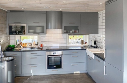 Eid House | 3 bedroom awesome home in Nordfjordeid