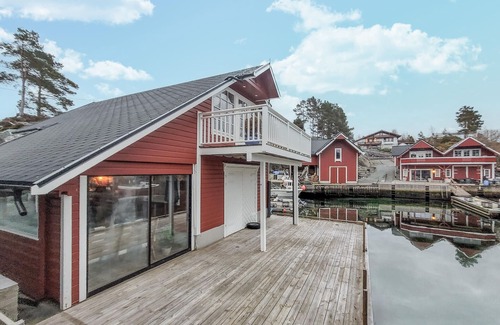 Lysekloster House | 3 bedroom cozy home in Lepsøy