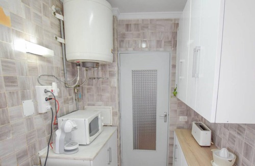 Comarruga Apartment | 3 bedroom flat, less than 1 minute from the beach